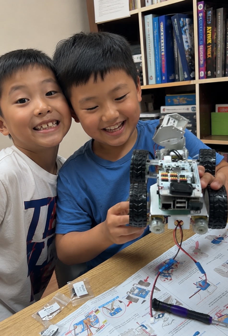 Robo Rookies — a student's hands-on robotics project
